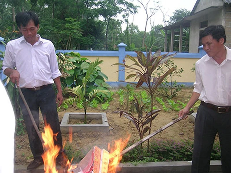 Lễ vật 'Hóa vàng' mùng 3 Tết - ảnh 1