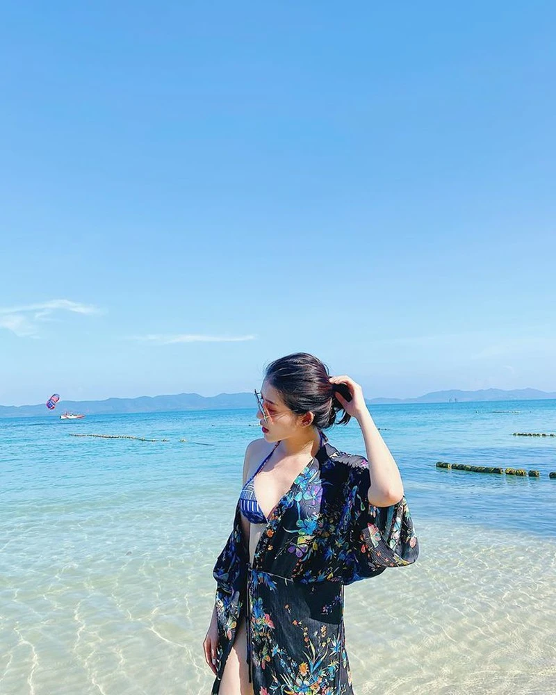 Á hậu Huyền My khoe dáng bikini gợi cảm, nóng bỏng - ảnh 7