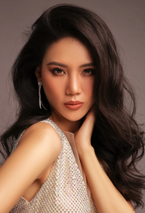 Ngắm nhan sắc siêu mẫu Bùi Quỳnh Hoa vào top 70 Hoa hậu Hoàn vũ Việt Nam ảnh 15