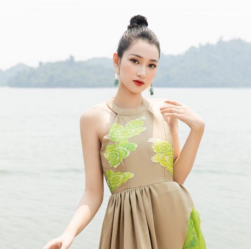 Ngắm Phương Linh - Người đẹp Du lịch vào thẳng top 20 Miss World Vietnam 2022 ảnh 3