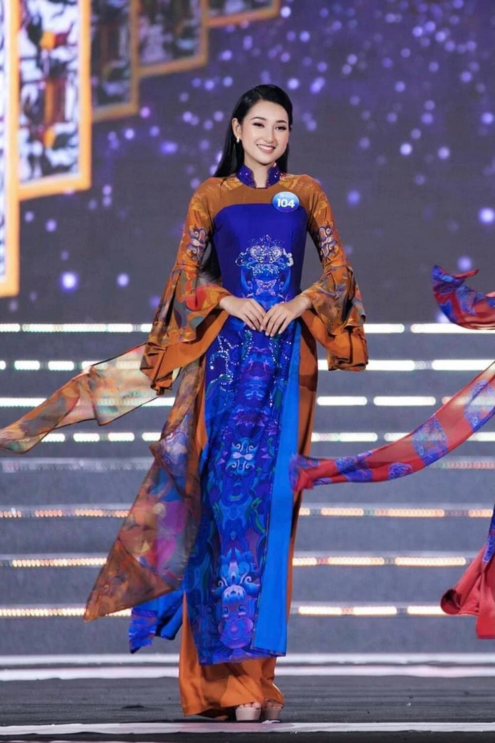 Ngắm Phương Linh - Người đẹp Du lịch vào thẳng top 20 Miss World Vietnam 2022 ảnh 1