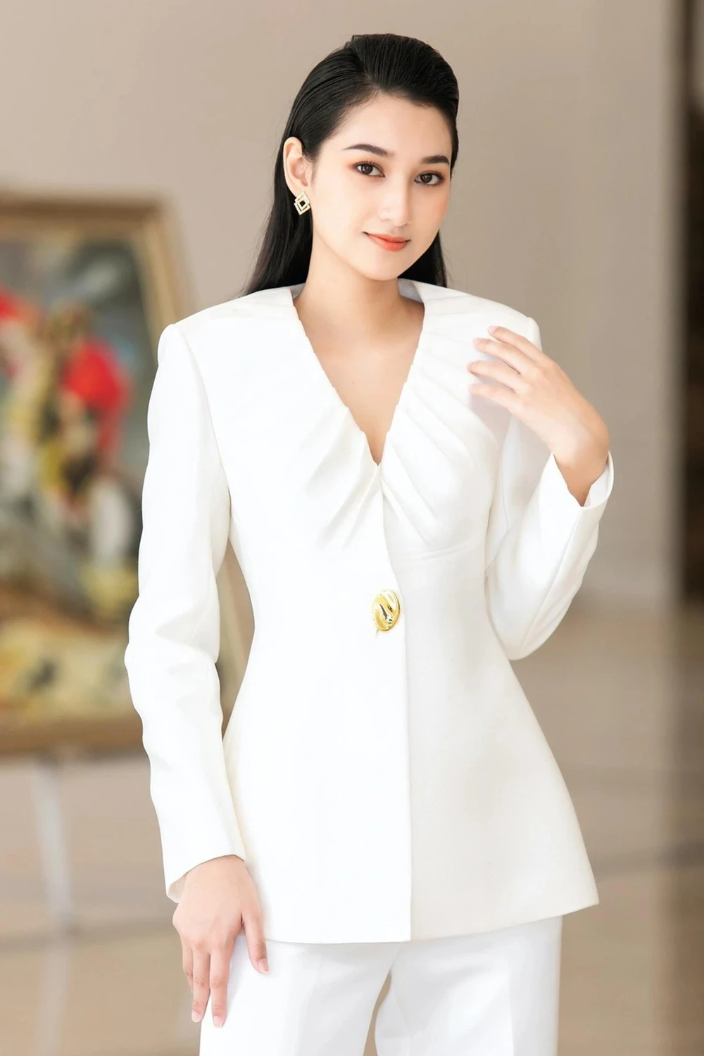 Ngắm Phương Linh - Người đẹp Du lịch vào thẳng top 20 Miss World Vietnam 2022 ảnh 5