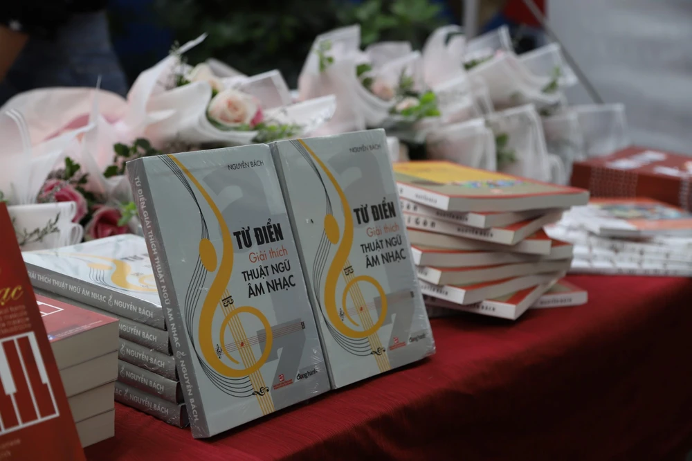 Công trình Từ điển giải thích thuật ngữ âm nhạc của ông chắc chắn đáp ứng được nhu cầu tham khảo, tìm hiểu về các mục từ âm nhạc cho giới chuyên môn cũng như người yêu nhạc trên cả nước.