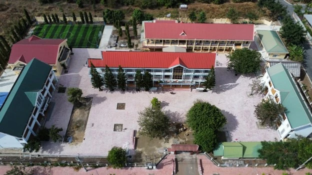 Trường PTDTNT – THCS huyện Buôn Đôn,tỉnh Đắk Lắk. Ảnh: HOÀI AN.jpg