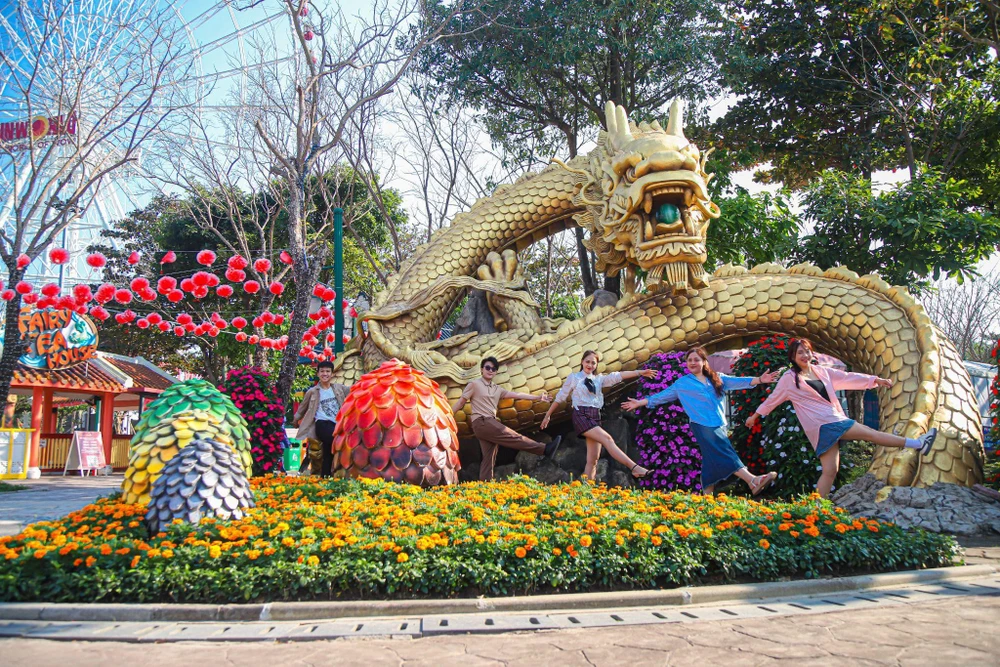 Không khí những ngày đầu xuân tại Đà Nẵng, Tây Ninh - 2 điểm đến thu hút đông đảo du khách.jpg