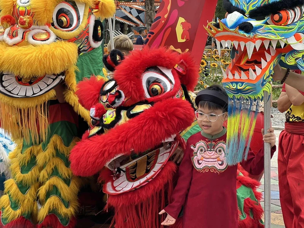 Không khí những ngày đầu xuân tại Đà Nẵng, Tây Ninh - 2 điểm đến thu hút đông đảo du khách.jpg