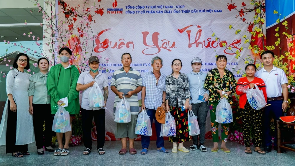 Những tấm lòng vàng PV GAS PIPE lan tỏa tình yêu thương cộng đồng.jpg