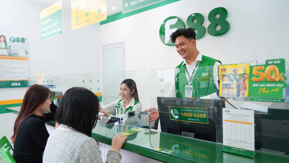 f88-ra-mat-goi-vay-chuyen-biet-danh-cho-phu-nu-tu-doanh.JPG