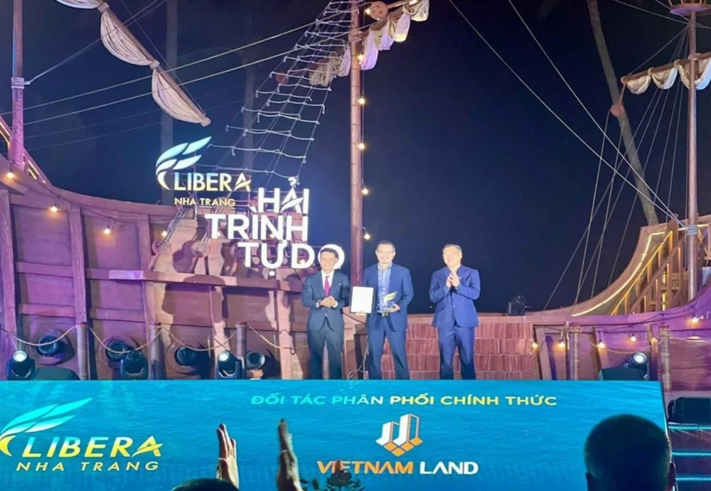 dai-ly-phan-phoi-chinh-thuc-vietnam-land-tai-du-an-libera-nha-trang.jpg