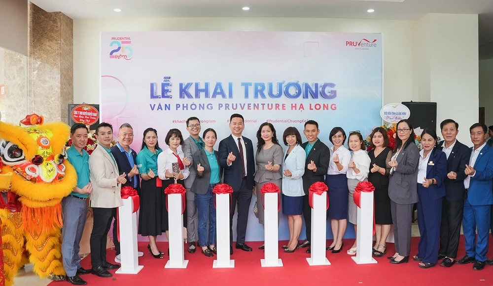 Prudential chính thức khai trương văn phòng PRUVenture Quảng Ninh.jpg