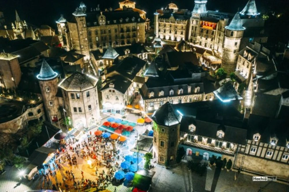 Cảnh sắc Bà Nà về đêm lãng mạn và nên thơ như cổ tích.jpg