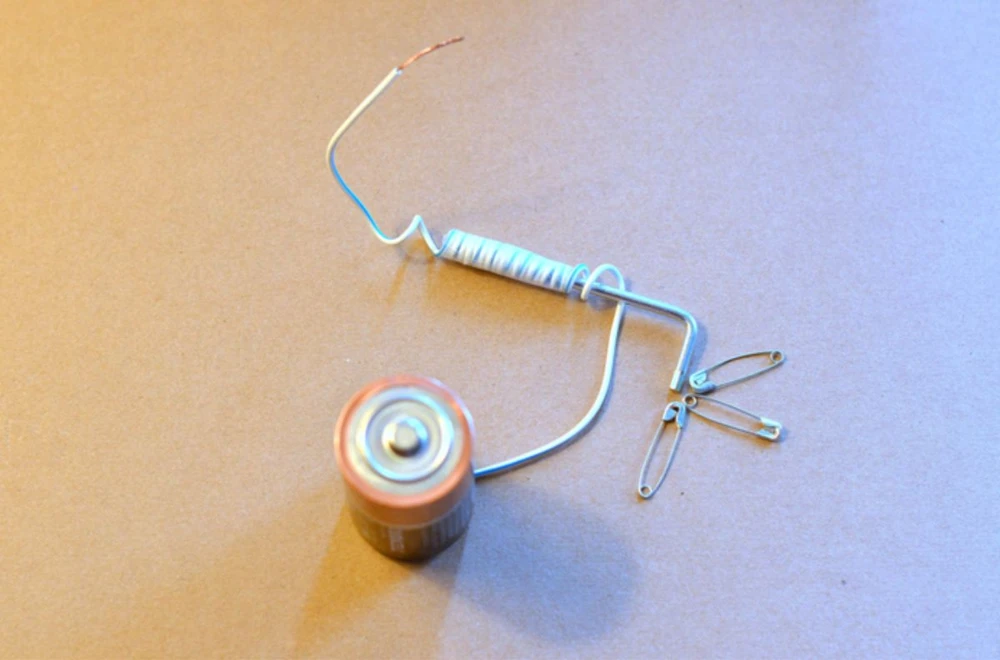 Tìm hiểu về nam châm điện và những ứng dụng.png