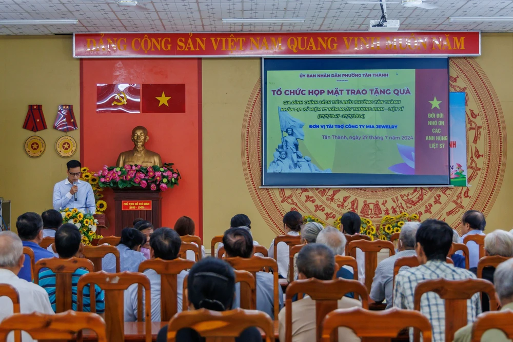 ‘Khắc ghi hào khí Việt’ - MiA Jewelry thắp sáng ngọn lửa tri ân.jpg