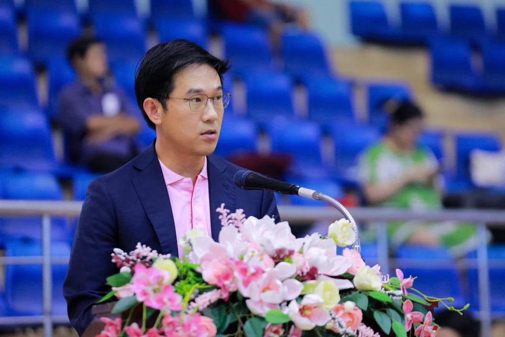 Ông Pawalit Ua-Amornwanit, Tổng Giám đốc C.P. Việt Nam phát biểu tại lễ khai mạc.JPG