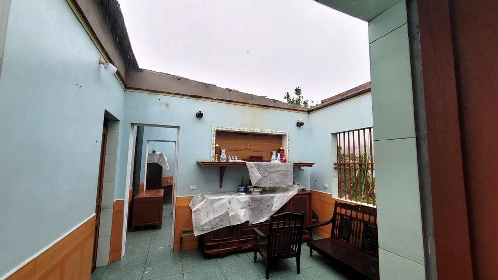 TKV chung tay chăm lo người lao động, hỗ trợ gia đình bị thiệt hại do bão số 3.jpg