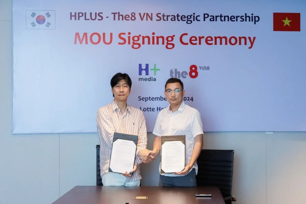 the8-vina-hop-tac-chien-luoc-voi-hplus.jpg