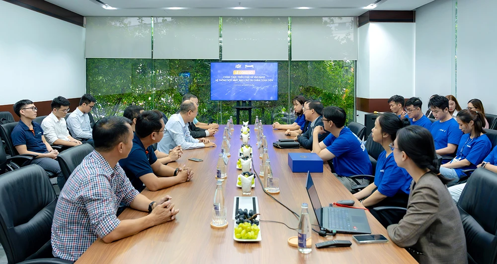 vinamilk-va-fpt-hop-tac-chiec-luoc-nang-tam-quan-tri-tai-chinh-toan-dien-bang-giai-phap-cong-nghe.jpg