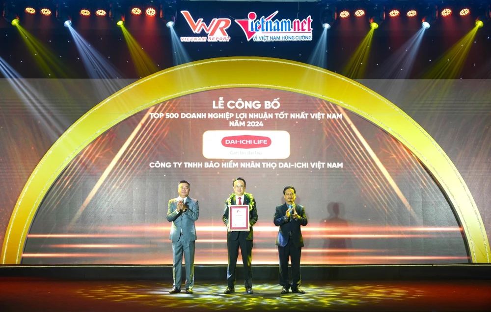 Dai-ichi Life Việt Nam lần thứ 4 đạt danh hiệu ‘Top 500 Doanh nghiệp lợi nhuận tốt nhất Việt Nam 2024’.jpg