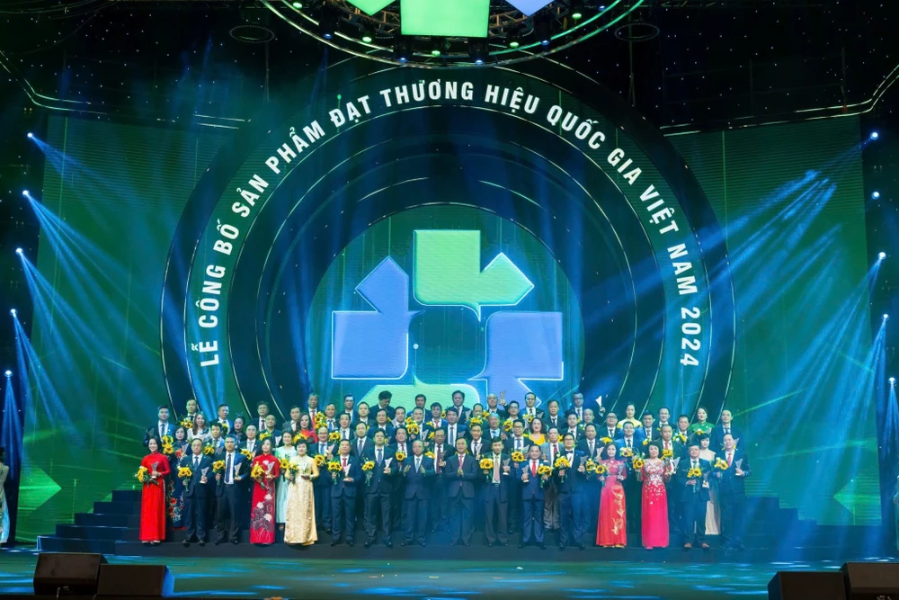 Đạm Phú Mỹ và NPK Phú Mỹ tiếp tục được công nhận là ‘Thương hiệu Quốc gia’.jpg