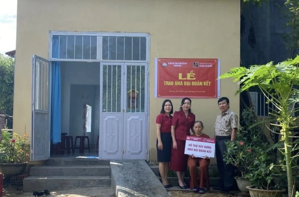 Bình Định: 5 năm hỗ trợ gần 6.000 hộ nghèo, cận nghèo thoát nghèo bền vững.jpg