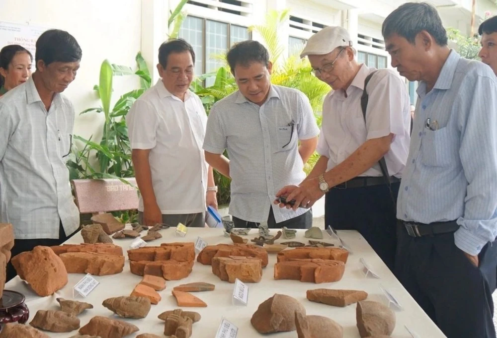 Bình Định: Phát lộ hàng trăm phế tích trong lòng đất hơn 700 năm.jpg