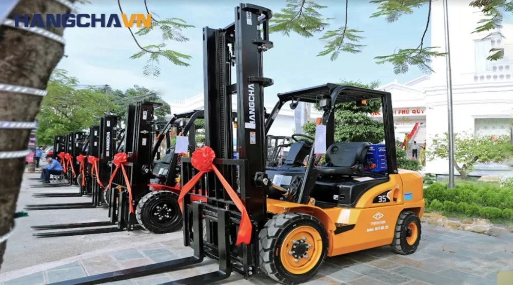 Hangchavn và hành trình trở thành nhà phân phối xe nâng hàng đầu tại Việt Nam.png