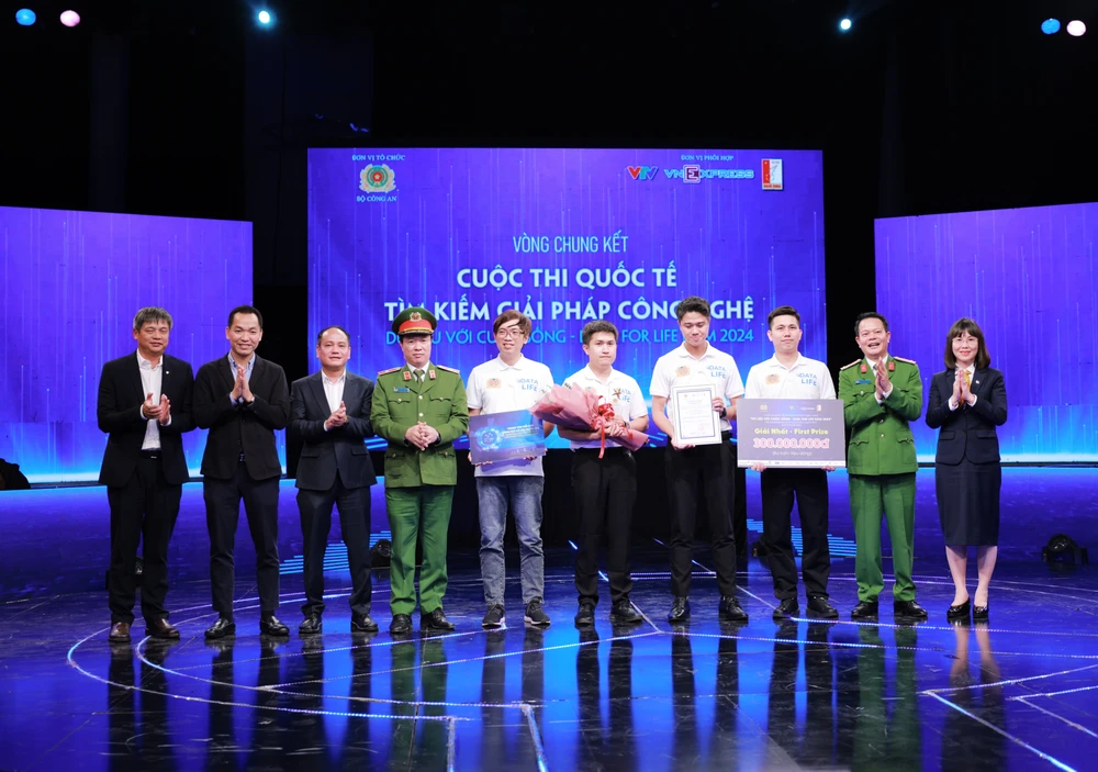 LPBank: Đổi mới, sáng tạo cùng cuộc thi Dữ liệu với cuộc sống - Data for Life 2024.JPG