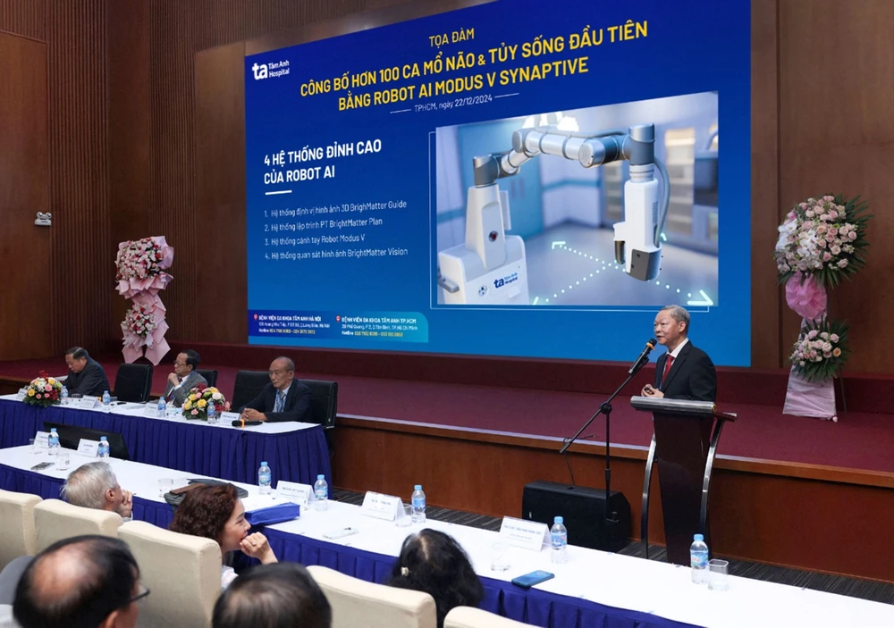 Bệnh viện Đa khoa Tâm Anh TP.HCM công bố 100 ca mổ não bằng Robot AI đầu tiên tại Việt Nam.jpg