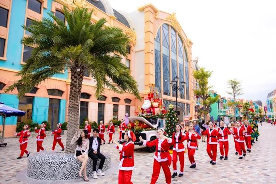 Thiên đường vui chơi, lễ hội mùa Tết gọi tên đảo Hòn Tre Nha Trang.jpg