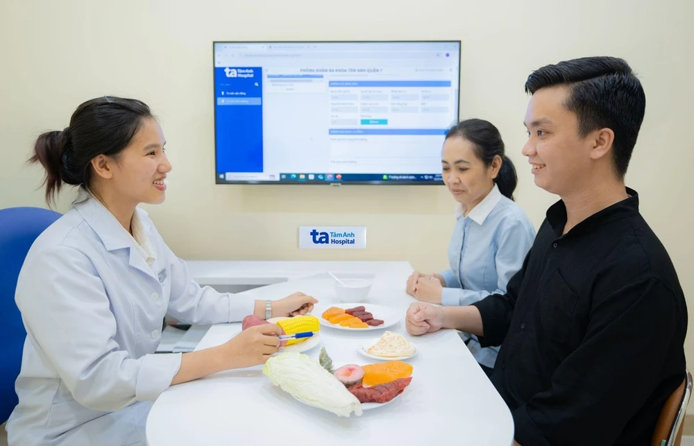 Giảm cân hiệu quả, đẩy lùi bệnh với mô hình chuẩn y khoa đầu tiên tại Việt Nam.jpg