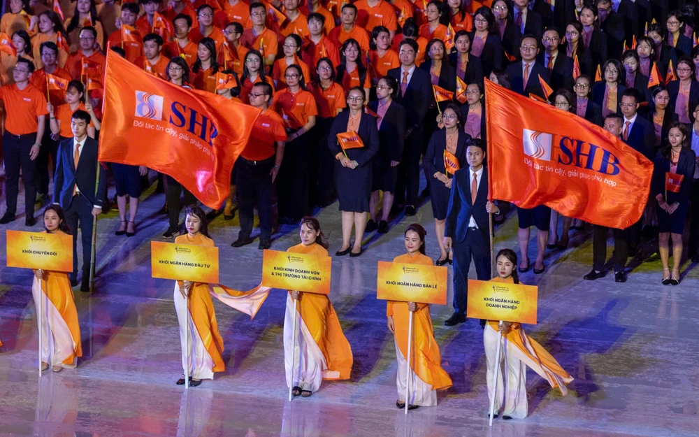 Ngày hội văn hóa SHB – T&T 2025: Ba thập kỷ ‘Nhất Tâm’, vững bước cùng đất nước vươn Tầm.jpg