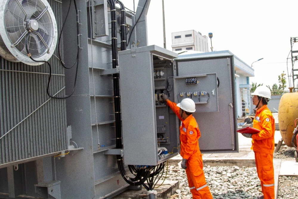 Thêm 15 công trình lưới điện 110kV đưa vào vận hành đảm bảo cấp điện khu vực miền Nam.jpg