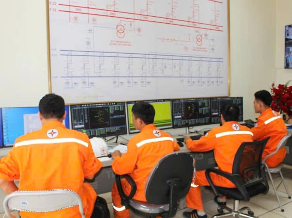 Điện lực miền Bắc đưa vào vận hành trạm biến áp 220kV với thời gian thi công chỉ nửa năm.png