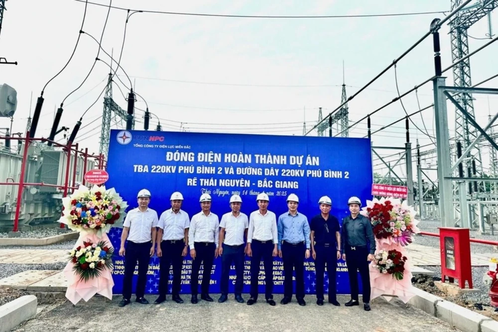 dien-luc-mien-bac-dua-vao-van-hanh-tram-bien-ap-220kv-voi-thoi-gian-thi-cong-chi-nua-nam.jpg