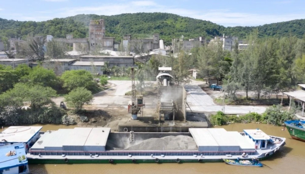 HUD Kiên Giang: Hơn 30 năm vững bước phát triển ngành vật liệu xây dựng và kinh tế địa phương.jpg