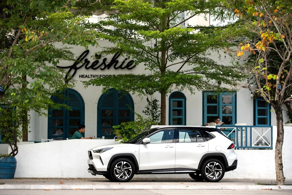 Toyota Yaris Cross, chiếc SUV cỡ B ăn khách nhất Việt Nam.jpg