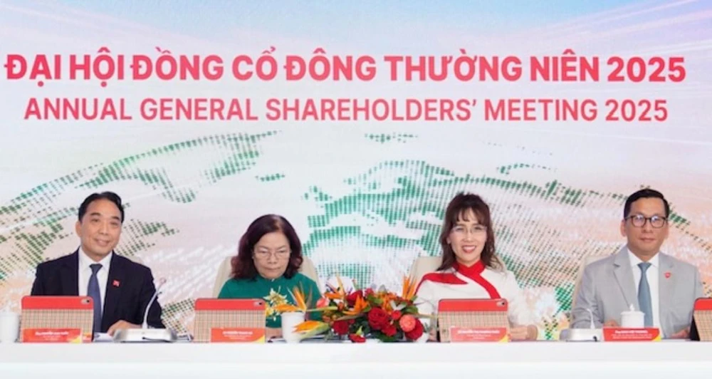 Tỷ phú Nguyễn Thị Phương Thảo: Vietjet cam kết tiếp tục là cầu nối tăng trưởng giữa Việt Nam và thế giới.jpg