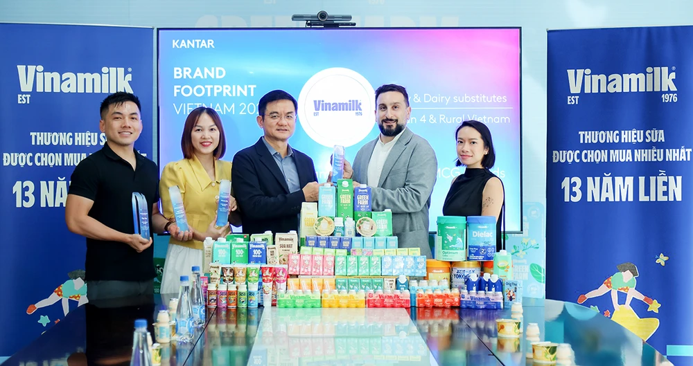 Vinamilk: thương hiệu sữa được chọn mua nhiều nhất Việt Nam.png