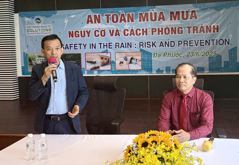 VWS tổ chức tập huấn an toàn mùa mưa cho người lao động.jpg