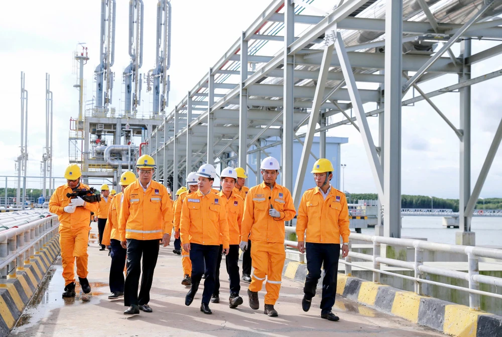 PV GAS vượt kế hoạch 6 tháng đầu năm 2025, tăng tốc cho giai đoạn cuối năm.jpg