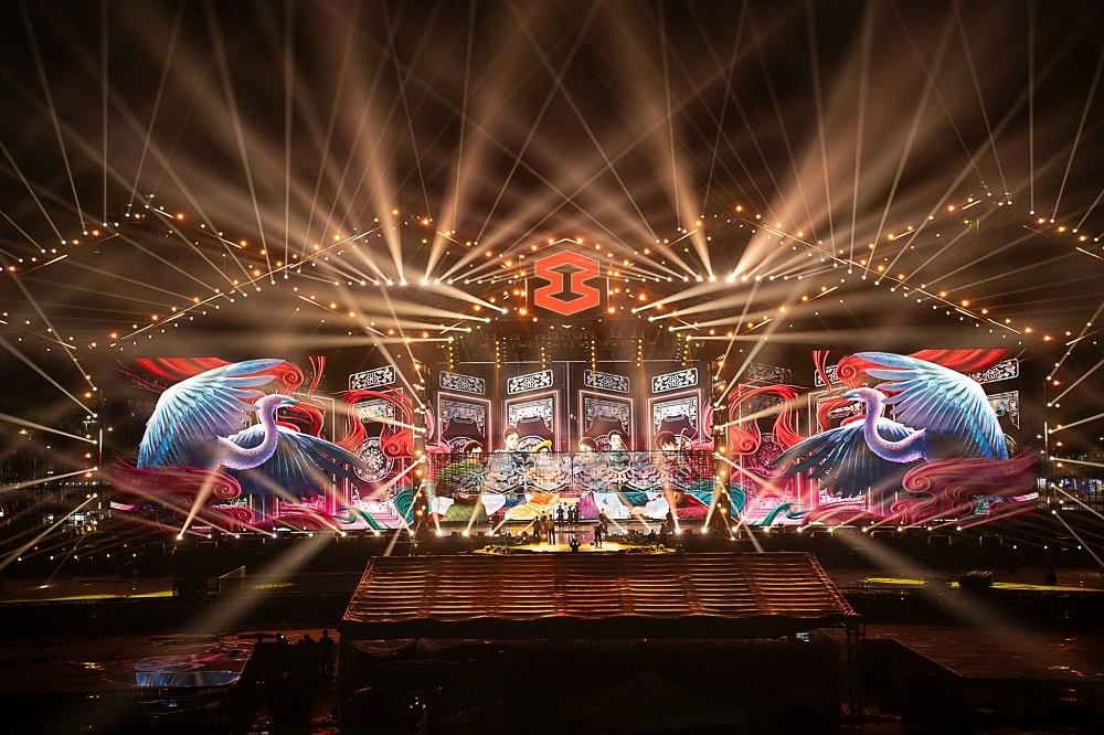 DPR IAN thả tim, tương tác nhiệt tình ngay khi khi đến Việt Nam, sẵn sàng cháy hết mình cho 8Wonder.jpg