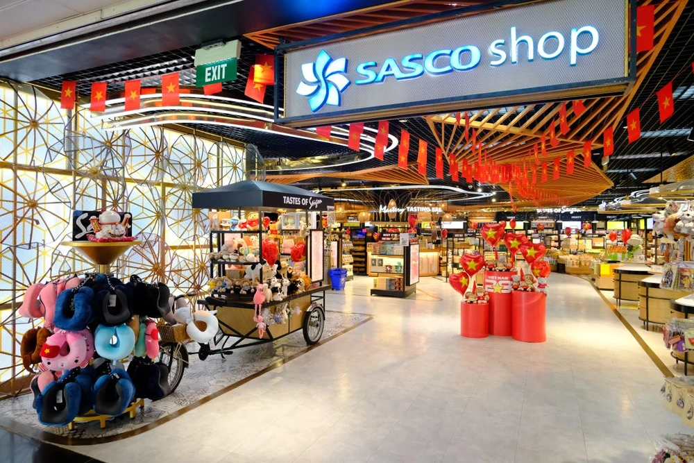 Chạm sắc Việt, ghi dấu tự hào trong từng khoảnh khắc chờ bay.jpg