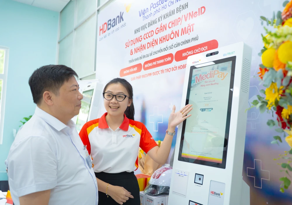 HDBank vận hành hệ thống Kiosk y tế thông minh tại Viện Pasteur TP.HCM.JPG