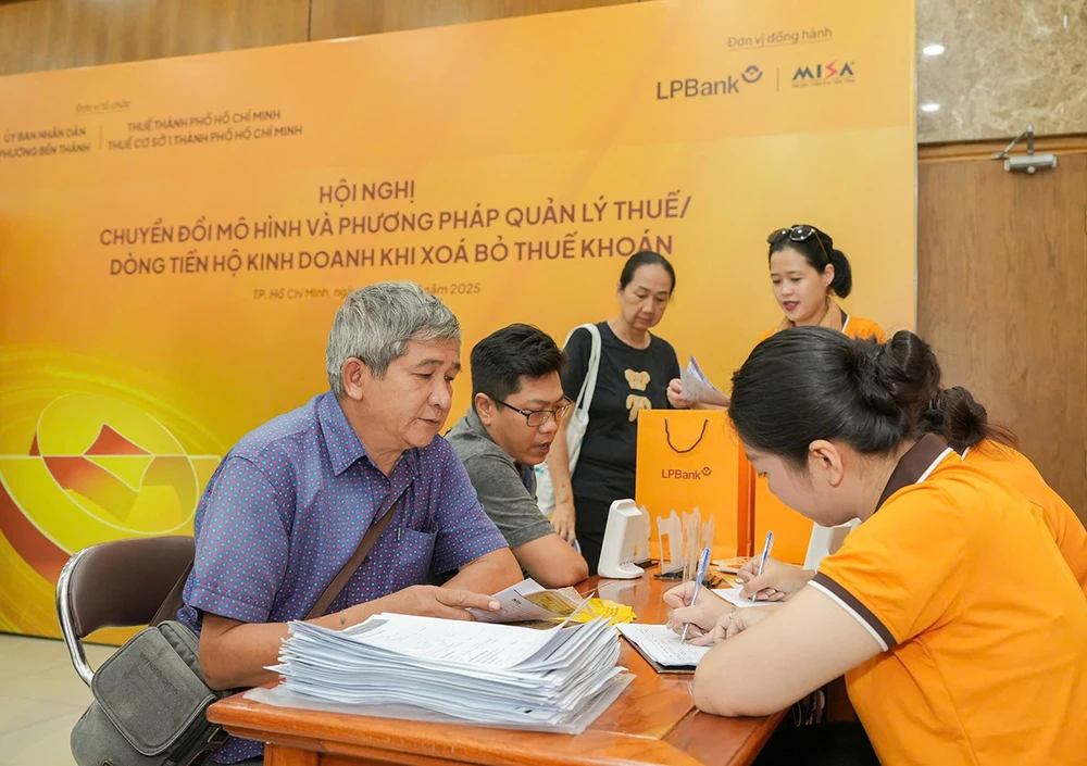 lpbank-go-kho-cho-ho-kinh-doanh-tieu-thuong-truoc-buoc-ngoat-bo-thue-khoan-2.jpg