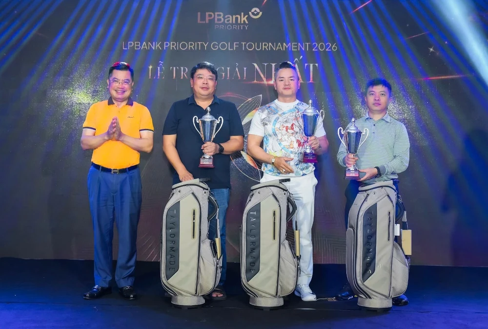 lpbank-nang-tam-trai-nghiem-khach-hang-priority-qua-chuoi-giai-golf-tournament-2.jpg