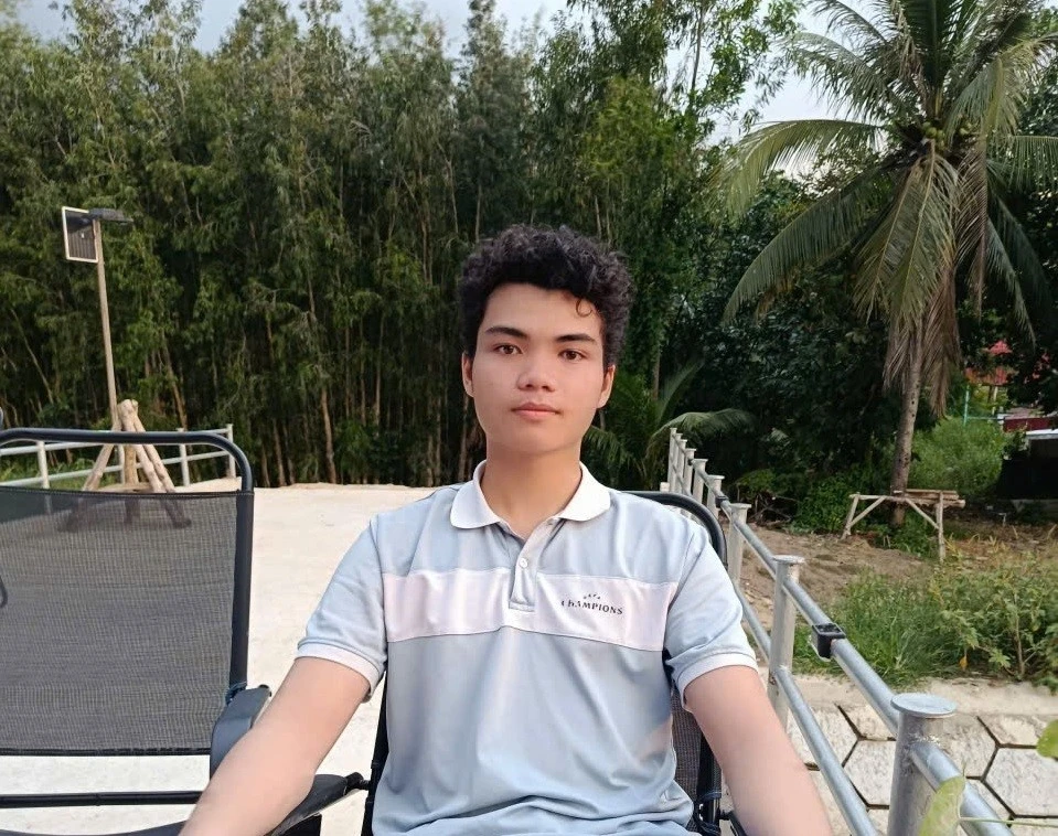 dieu-gi-khien-nhieu-nguoi-hao-hung-voi-thao-tac-xe-nhan-nhap-ma-sau-khi-uong-chai-nuoc-5.jpg