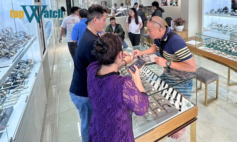 Địa chỉ bán đồng hồ Hublot chính hãng, giá tốt tại TPHCM.