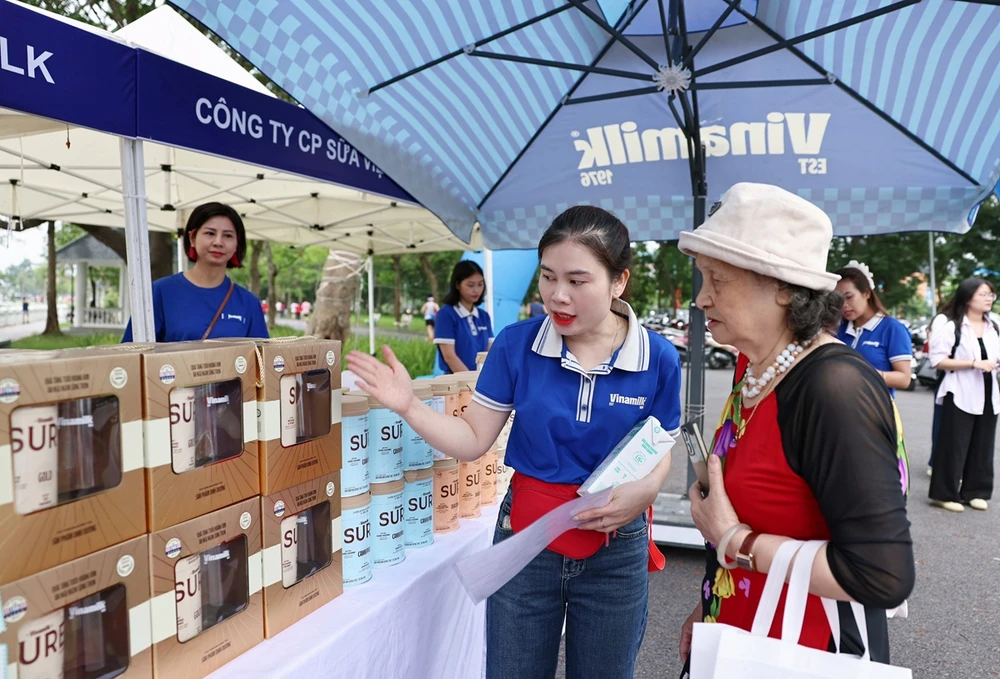 vinamilk-sure-lan-toa-loi-song-khoa-hoc-tu-dinh-duong-den-van-dong-3.jpg