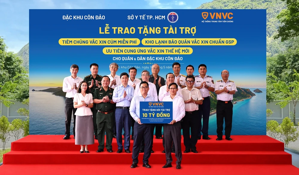 vnvc-tai-tro-vaccine-va-kho-lanh-chuan-quoc-te-cho-con-dao-tp-hcm.jpg