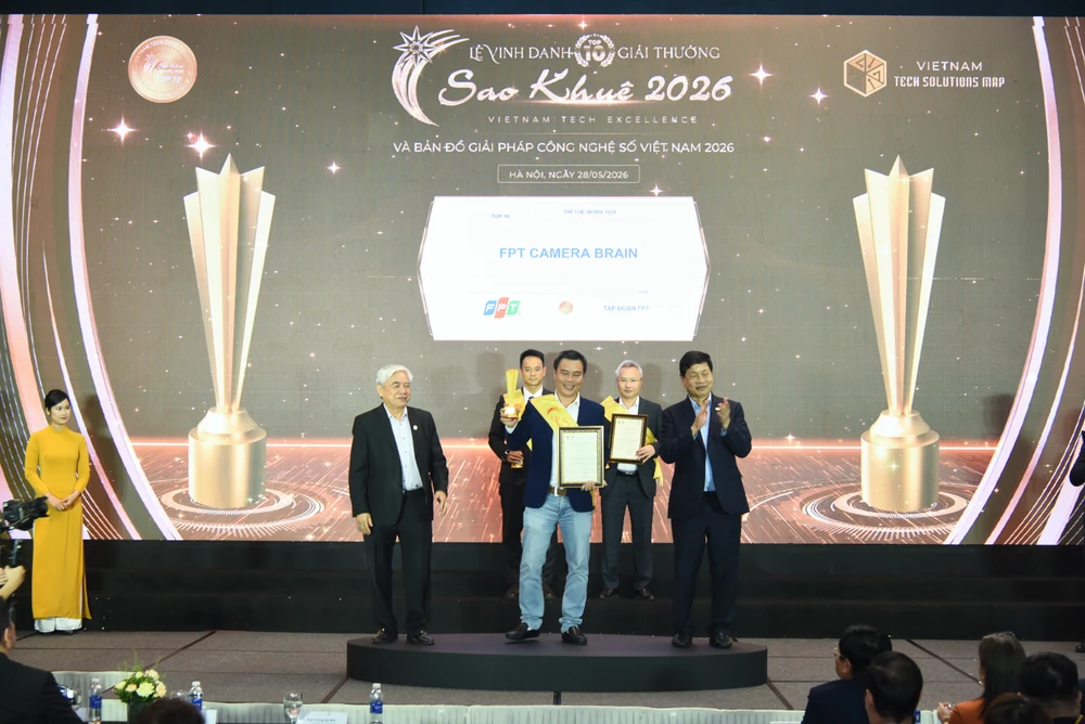 he-sinh-thai-made-by-fpt-gat-hai-9-giai-thuong-tai-sao-khue-2026.JPG